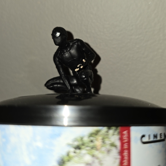 5/$50 EUC Spiderman Far From Home Cinema Reusable Cup Black Spiderman Topper - Picture 7 of 14